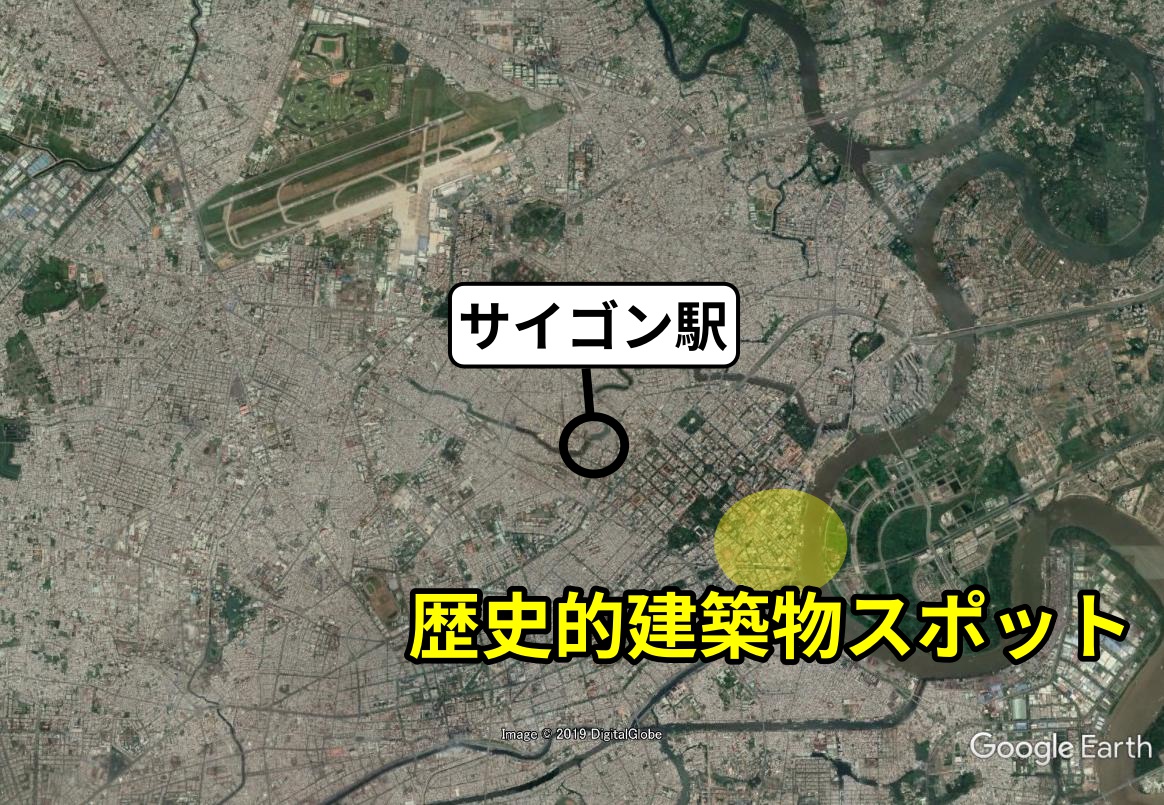 浮かぶ人々は、アルゼンチンのアーティストによって作られた公共インスタレーションの一部です